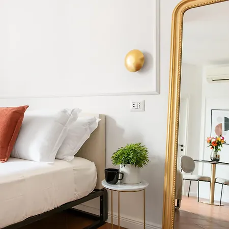 White Flat Termini