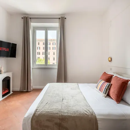White Flat Termini