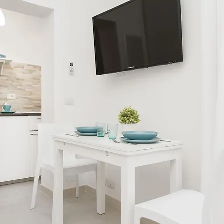 White Flat Termini Διαμέρισμα *