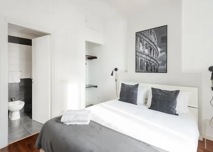 White Flat Termini * Roma