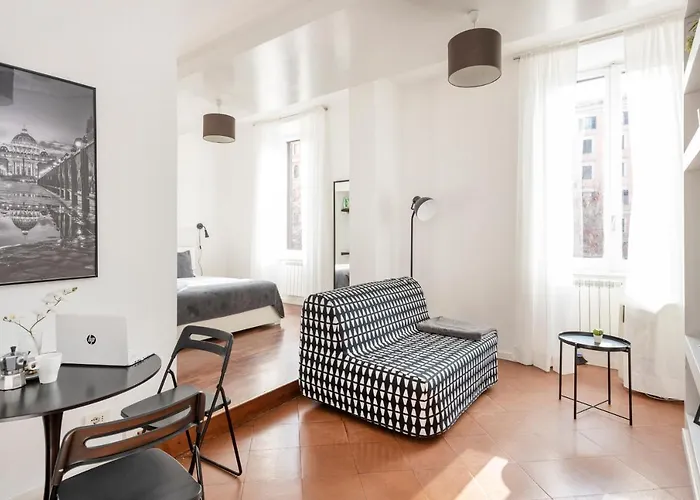 White Flat Termini Apartament *