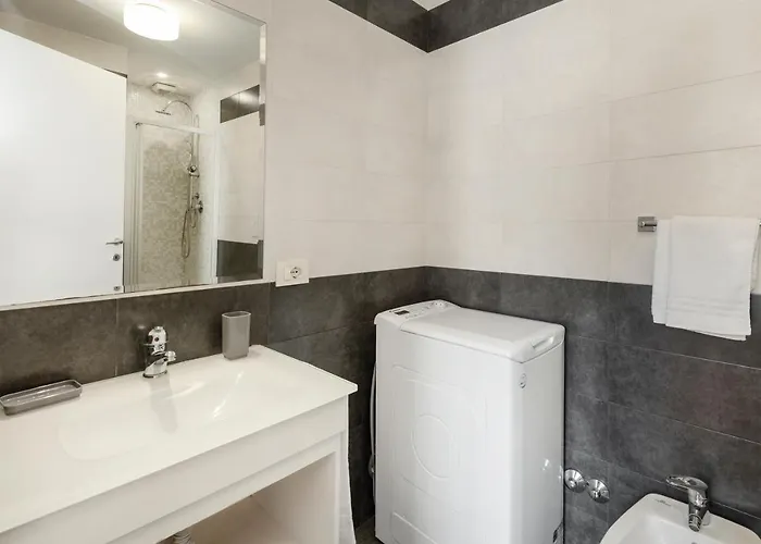 White Flat Termini Apartament *