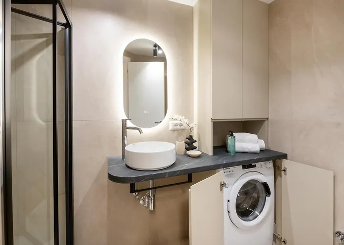 White Flat Termini *