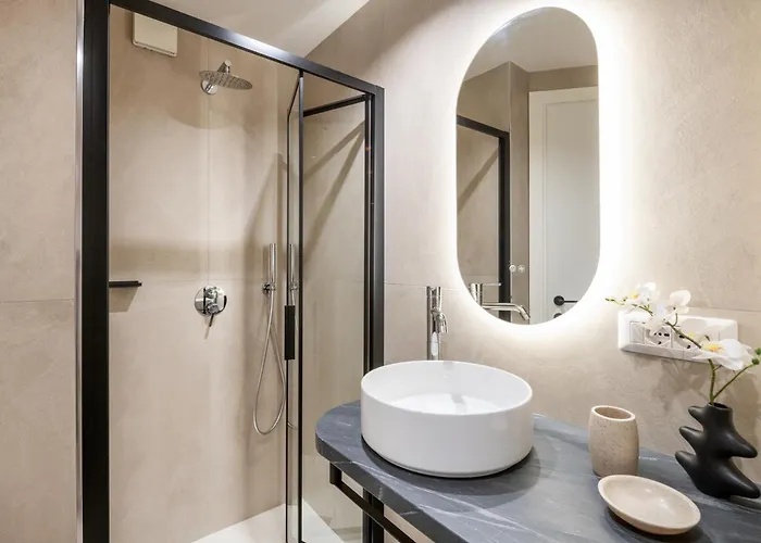 White Flat Termini * Rzym