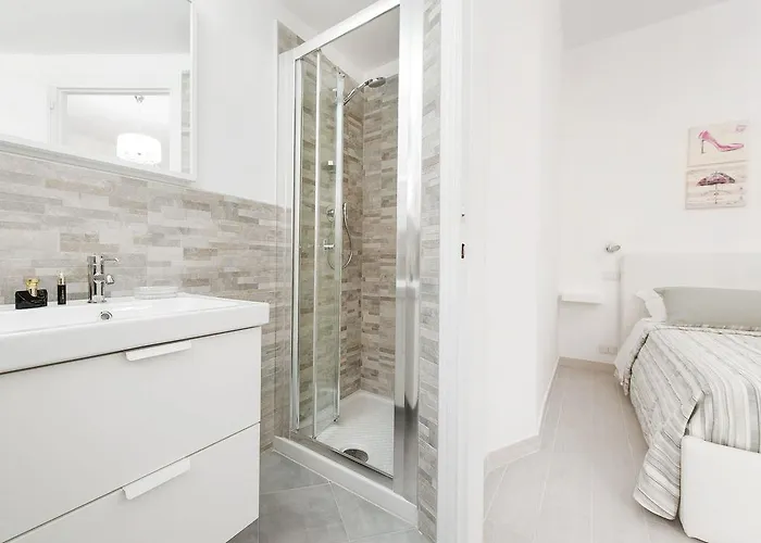 White Flat Termini Rzym