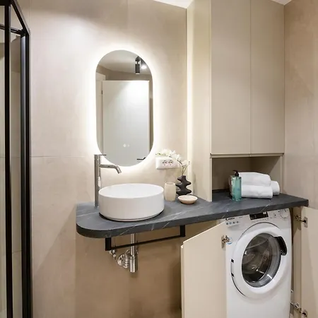 White Flat Termini *