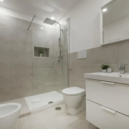 White Flat Termini *