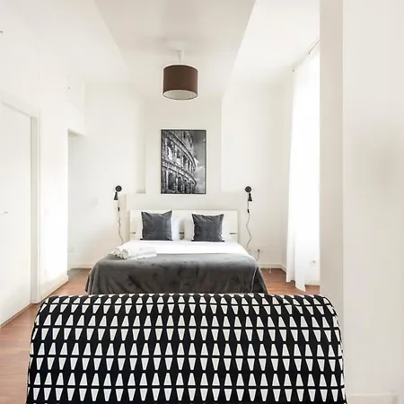 White Flat Termini Apartament *