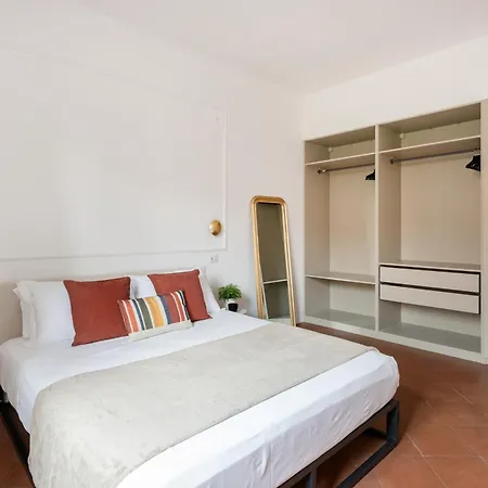 White Flat Termini Apartament