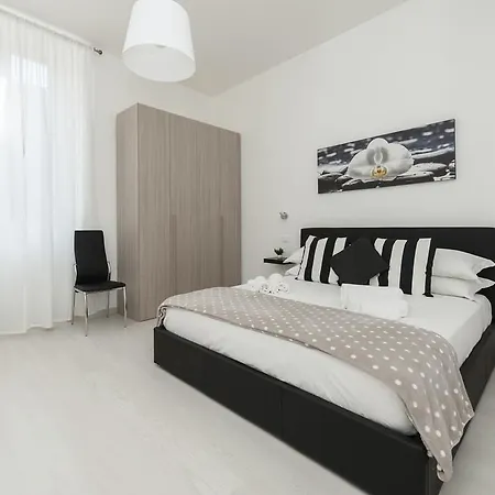 White Flat Termini Lejlighed Rom